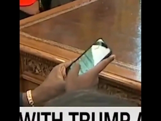 now we know kanye’s iphone passcode is “000000”