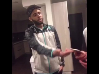 king the wrong person what color the dress is (nigga vine)