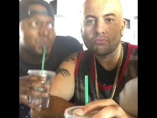 when your straw squeak is on fleek (nigga vine)