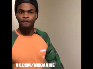 i hate when ppl try to pop my zits (nigga vine)