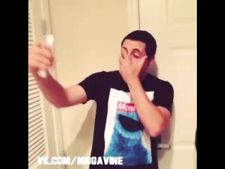 dat one friend who takes perfect selfies (nigga vine)