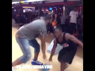 why nba players shouldn t bowl (nigga vine)